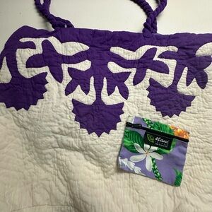 Hawaiian Purple and White Quilted Tote Bag & Pouch